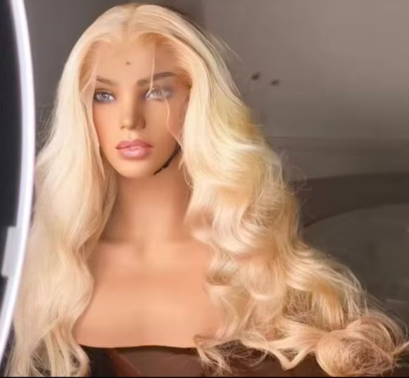 613 Blonde Body Wave Lace Front Wig - Peluca rubia 613 larga con ondas